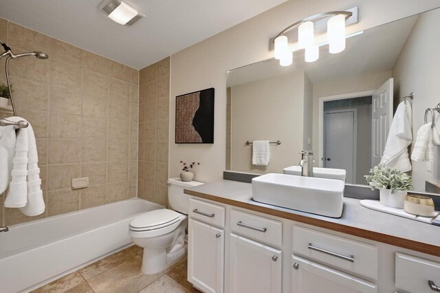 2115 Ann Arbor Ave Unit B, Austin, TX 78704 - full bath featuring vanity, toilet, and shower / bath combination