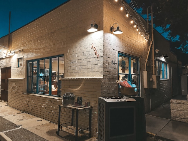 1405 Cometa St, Austin, TX 78721 - exterior space