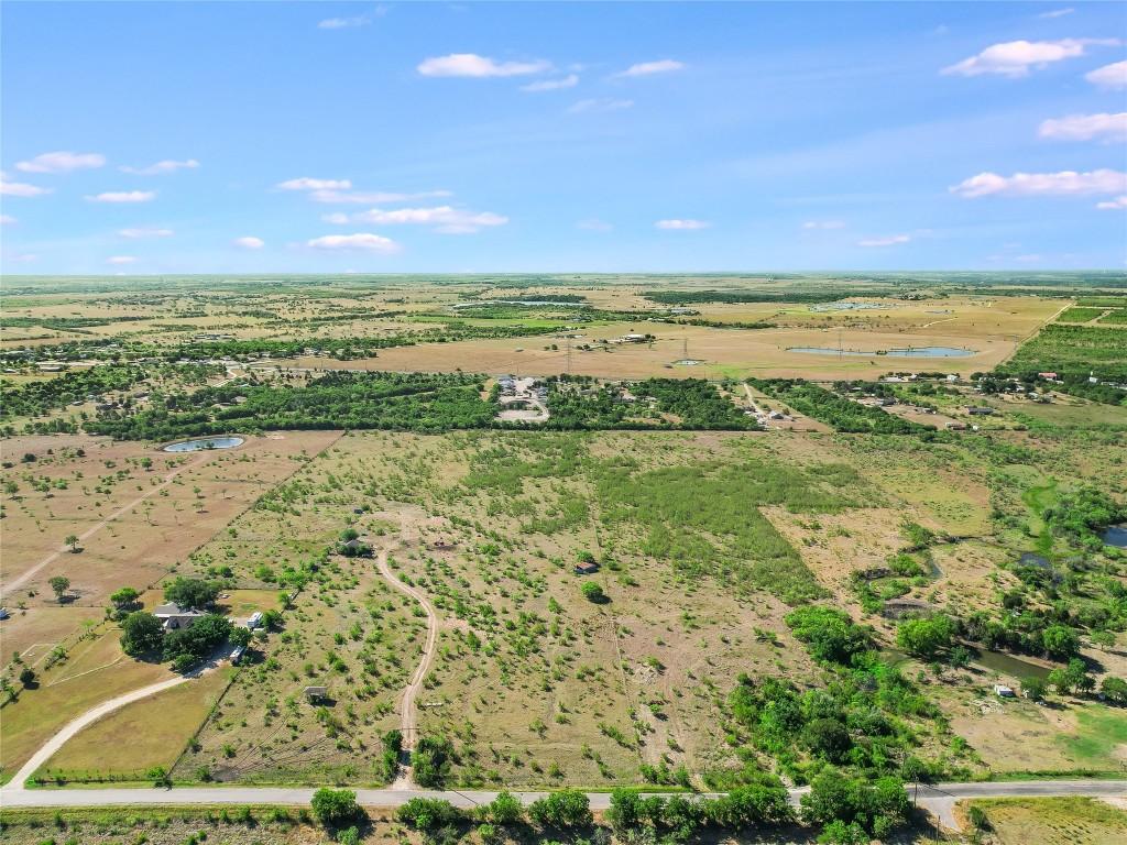 500 Schubert Ln, Niederwald, TX 78640 - photo 1