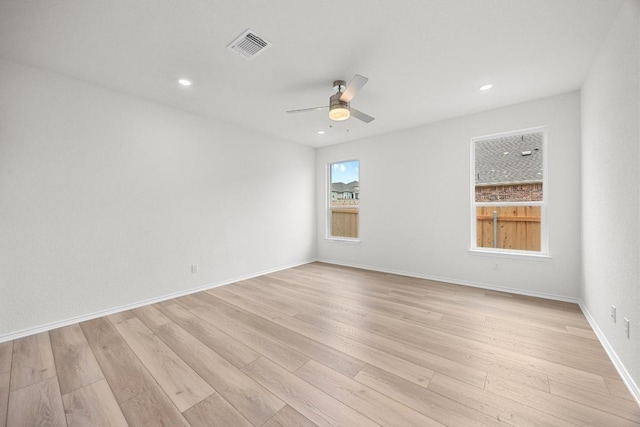 121 Coastal Way, Georgetown, TX 78628 - empty room featuring light wood finished floors, ceiling fan, recessed lighting, and baseboards