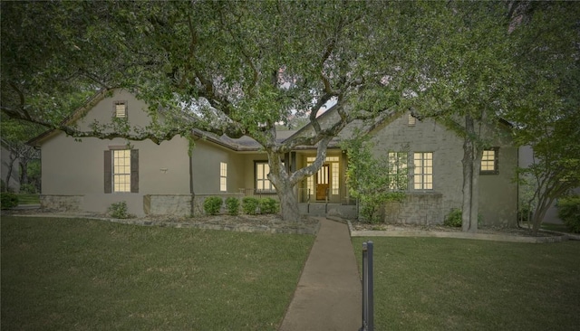112 Hill Country Dr, Georgetown, TX 78633 - view of front of home featuring a front yard and stucco siding