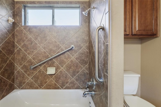 2213 Settlers Park Loop, Round Rock, TX 78665 - full bathroom with toilet and washtub / shower combination