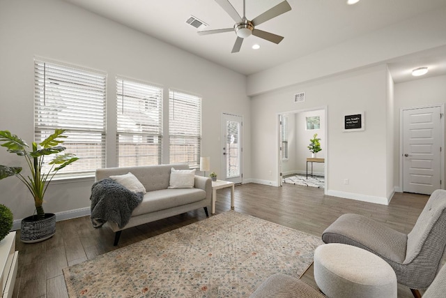 1051 Kenney Fort Xing Unit 73, Round Rock, TX 78665 - living room featuring a ceiling fan, recessed lighting, wood finished floors, and baseboards