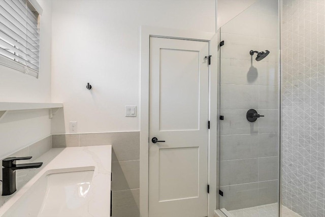 1105 Lipan Trl, Austin, TX 78733 - full bathroom with a tile shower and a sink