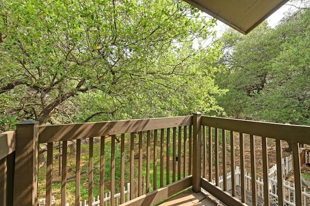 1815 River Crossing Cir Unit A, Austin, TX 78741 - view of wooden deck
