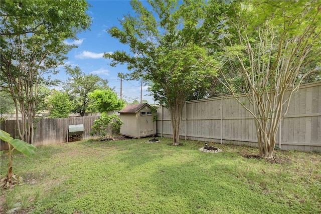 2720 Cascade Falls Dr, Austin, TX 78738 - fenced backyard featuring a storage shed