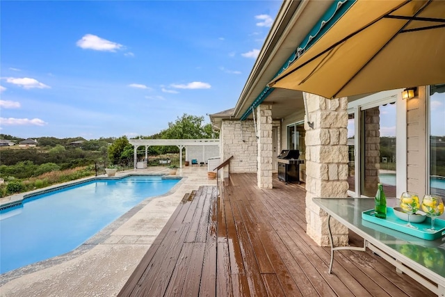 3606 Bunyan Cir, Lago Vista, TX 78645 - outdoor pool with grilling area