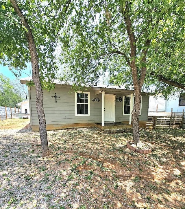 6637 River Oaks Dr, Kingsland, TX 78639 - view of front of house