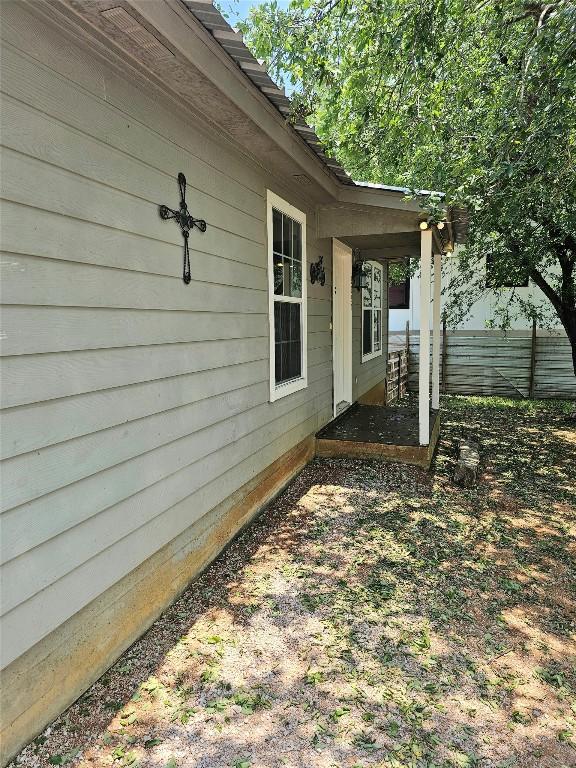 6637 River Oaks Dr, Kingsland, TX 78639 - view of yard