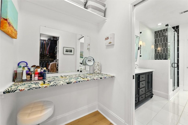 705 W Johanna St Unit B, Austin, TX 78704 - bar with baseboards and a sink