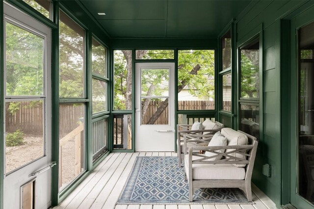 4903 Shoal Creek Blvd, Austin, TX 78756 - view of sunroom / solarium