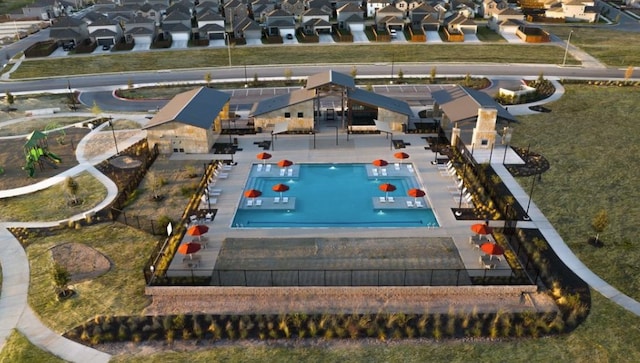 bird's eye view with a residential view