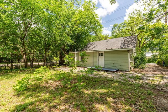 642 Tillery St, Austin, TX 78702 - view of yard