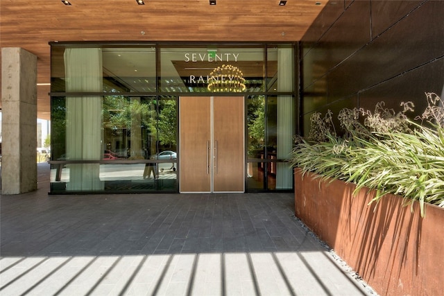 view of exterior entry