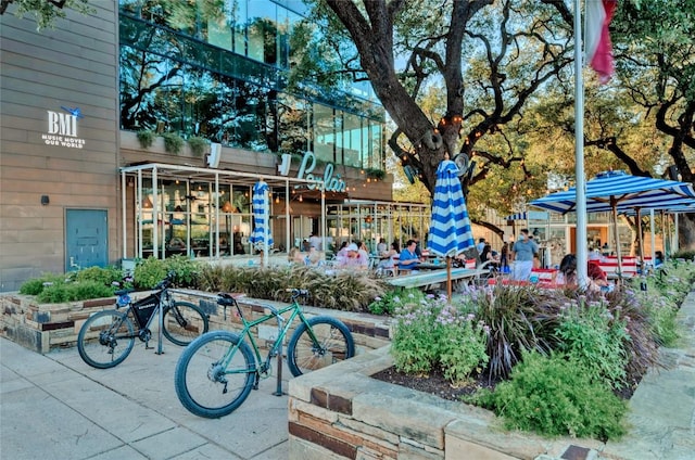 2215 Post Rd Unit 2029, Austin, TX 78704 - view of surrounding community