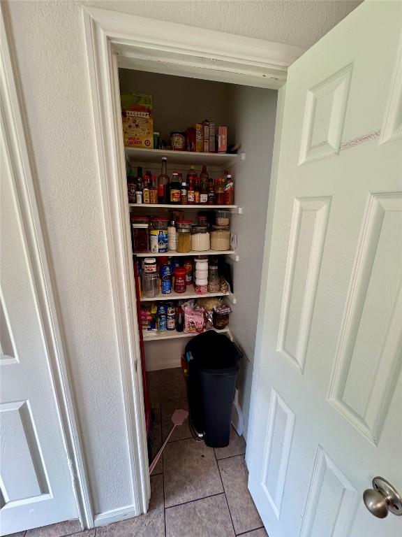10608 Plains Trl Unit B, Austin, TX 78758 - view of pantry