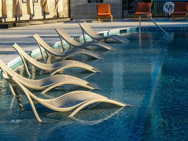 2209 S 1st St Unit 202, Austin, TX 78704 - view of community pool