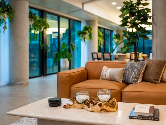 2209 S 1st St Unit 202, Austin, TX 78704 - view of lobby