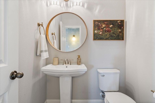 5305 Allamanda Dr, Austin, TX 78739 - half bathroom with toilet