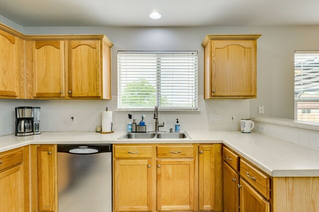 127 Saint Marys Dr, Hutto, TX 78634 - photo 8