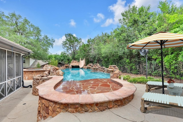 111 Crest View Dr, Lakeway, TX 78734 - swimming pool featuring a patio