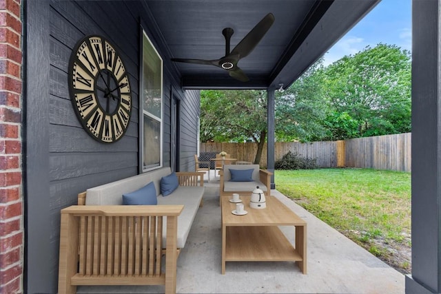 view of patio / terrace featuring an outdoor hangout area, a ceiling fan, and a fenced backyard