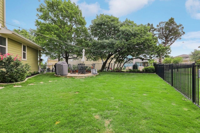 1708 Loyal Friend Dr Unit 46, Leander, TX 78641 - fenced backyard featuring a patio