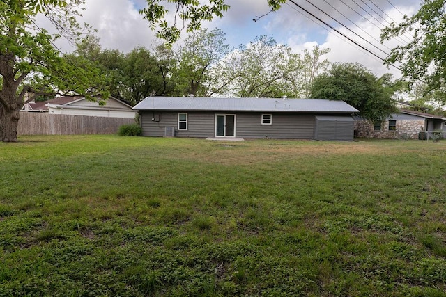 7515 Daugherty St, Austin, TX 78757 - view of rear view of property