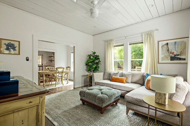 1613 Garden St, Austin, TX 78702 - photo 2