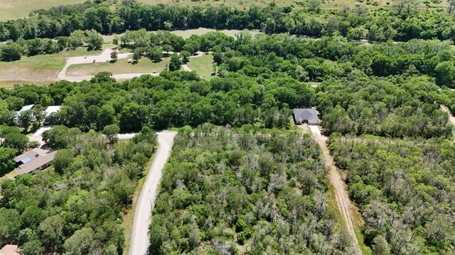 150 Waikiki Dr, Bastrop, TX 78602