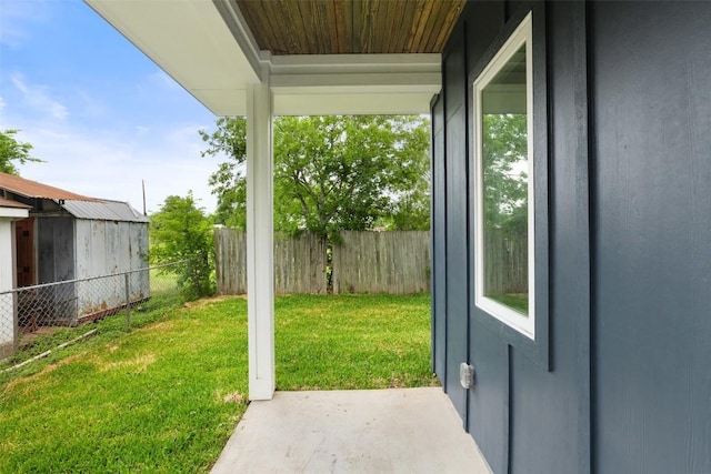 1000B Vargas Rd Unit B, Austin, TX 78741 - view of yard featuring fence