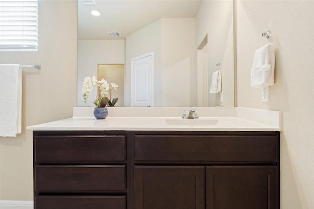 1504 Maier Dr, Pflugerville, TX 78660 - bathroom featuring vanity