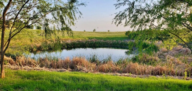 975 County Rd 458, Coupland, TX 78615
