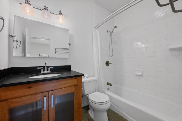4401 Speedway St Unit 114, Austin, TX 78751 - bathroom featuring toilet, shower / tub combo with curtain, and vanity