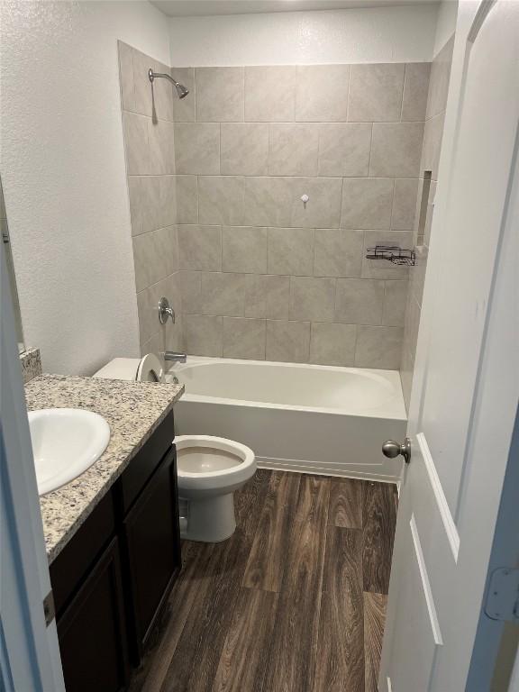 105 Riverdale Dr, Jarrell, TX 76537 - photo 5