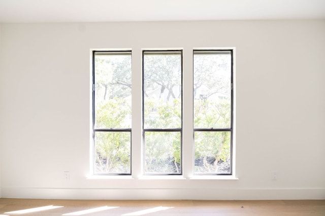10502 Ronwood Dr, Austin, TX 78750 - unfurnished room with baseboards