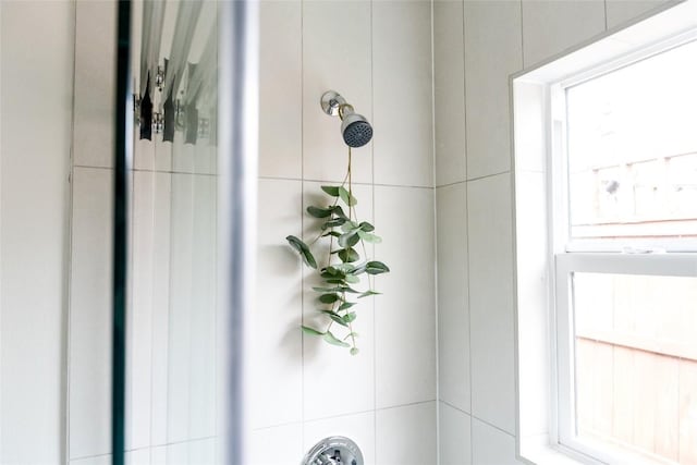 5731 Wellington Dr, Austin, TX 78723 - bathroom view of tiled shower