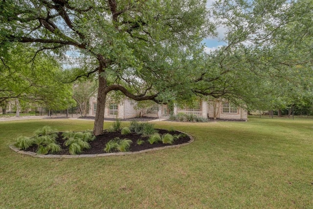 323 Allen Cir, Georgetown, TX 78633 - view of green lawn