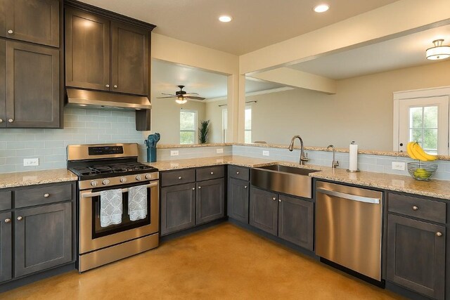 kitchen with ceiling fan, a sink, under cabinet range hood, stainless steel appliances, and recessed lighting