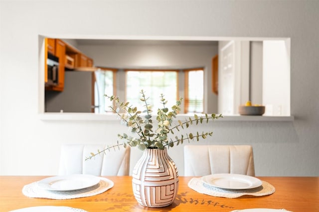 details featuring freestanding refrigerator