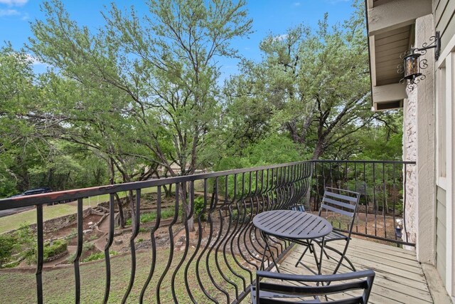7504 Creekbluff Dr, Austin, TX 78750 - view of balcony