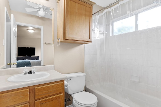 ensuite bathroom with a ceiling fan, vanity, toilet, ensuite bathroom, and shower / bathtub combination with curtain