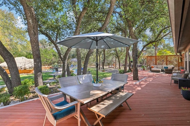 2858 Cedar Hollow Rd, Georgetown, TX 78628 - wooden deck with an outdoor hangout area and outdoor dining space