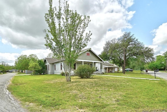1200 Woodlawn St, Lockhart, TX 78644 - photo 3