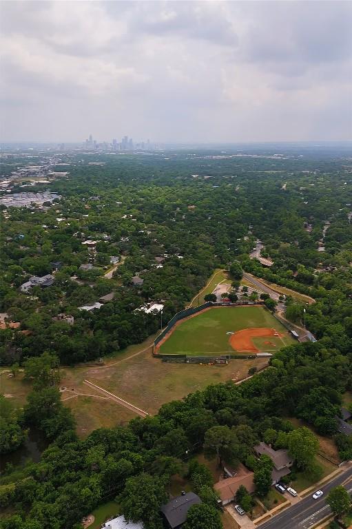 2907 Pinecrest Dr, Austin, TX 78757 - view of property location