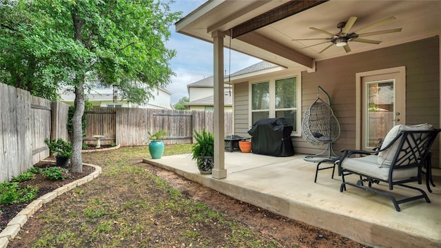 1621 Winding Stream Trl, Leander, TX 78641 - view of patio with a ceiling fan and a fenced backyard