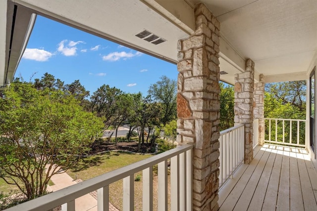 9800 Knotty Pine Cv, Austin, TX 78750 - balcony with visible vents