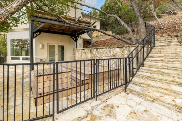 5310 Scenic View Dr, Austin, TX 78746 - gate with french doors