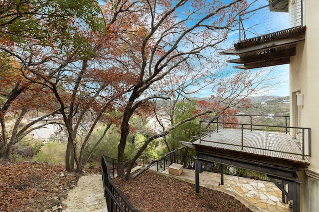 5310 Scenic View Dr, Austin, TX 78746 - view of yard