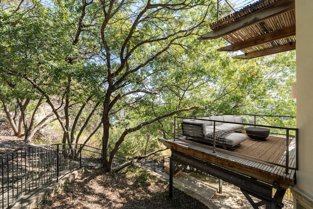 5310 Scenic View Dr, Austin, TX 78746 - view of wooden terrace